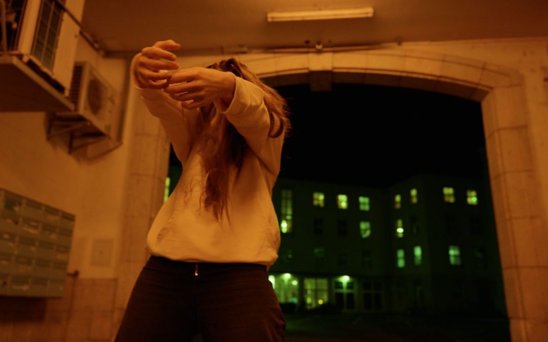 XOX – Dance – Try to touch the sky